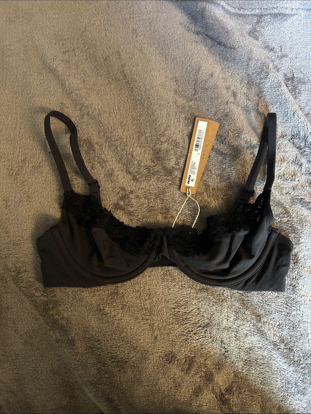 SKIMS Black Lace Unlined Demi Bra (32A)